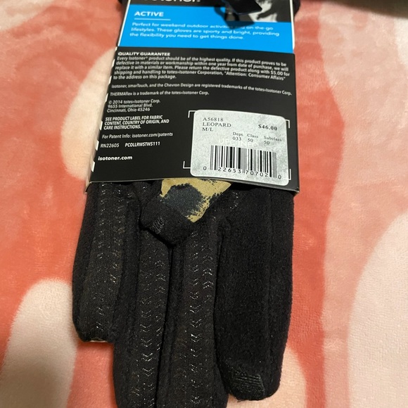 New Isotoner Active SmarTouch Gloves - Sz M/L - Picture 8 of 9